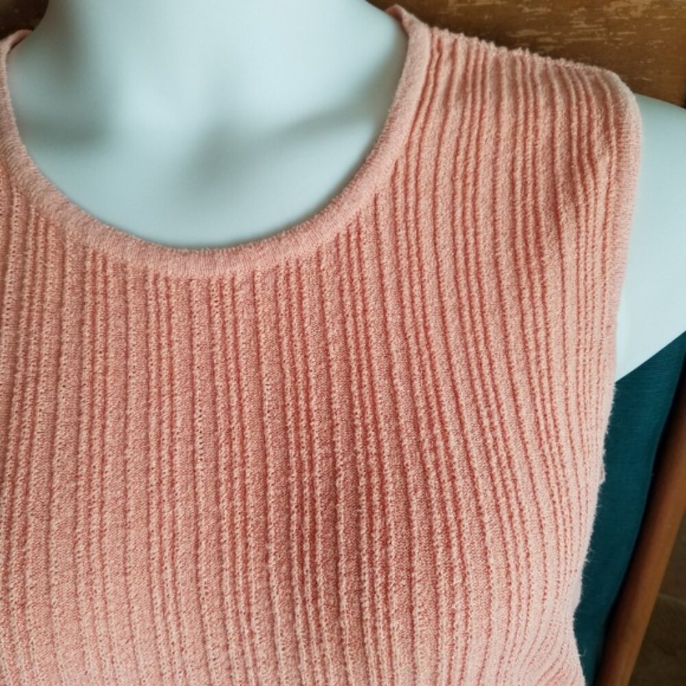 2 tops! Knit tank top and casual tee both Size 2X in great condition